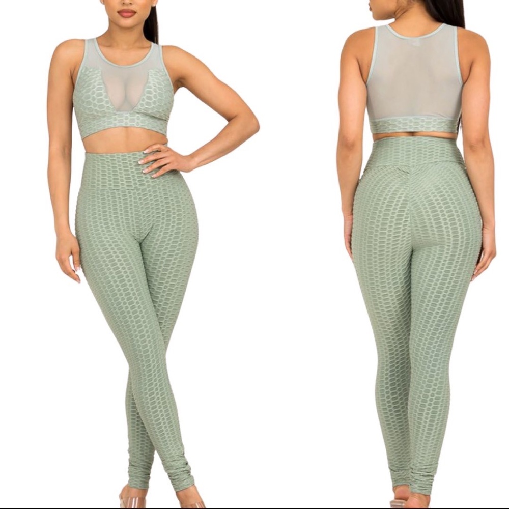 Brand New High Waist leggings & sports bra - pistachio